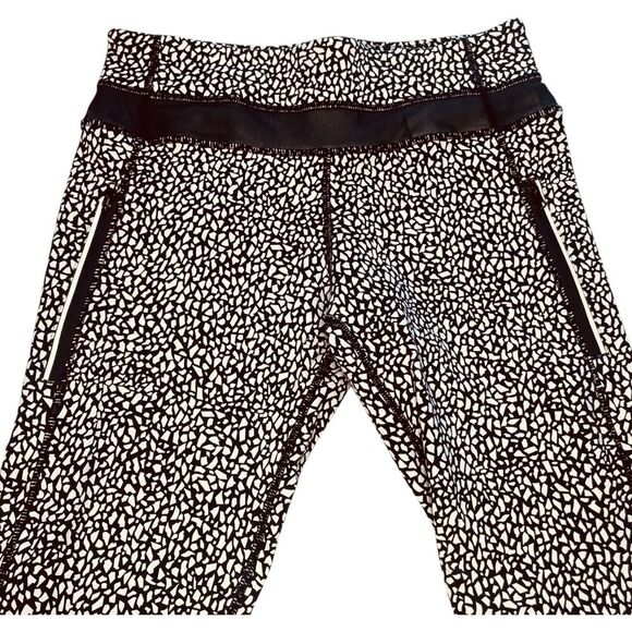 Lululemon Run Inspire Tight II Mesh Black and White Leggings - Picture 6 of 9